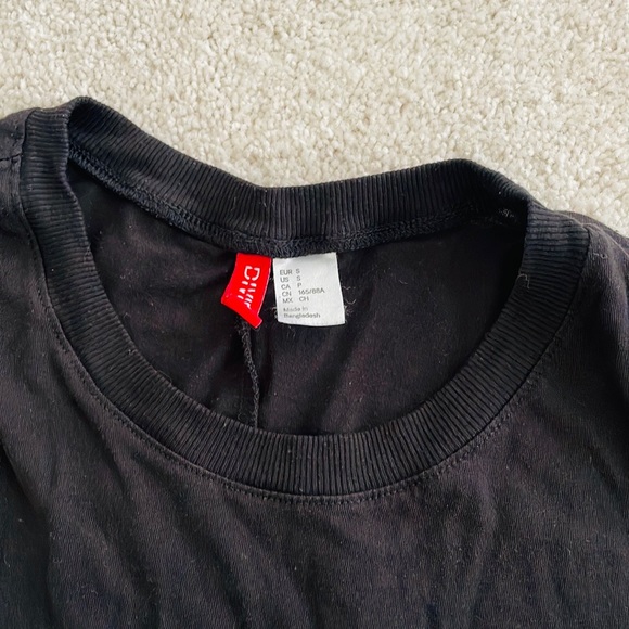 Black Muscle Tank Top - Picture 3 of 5